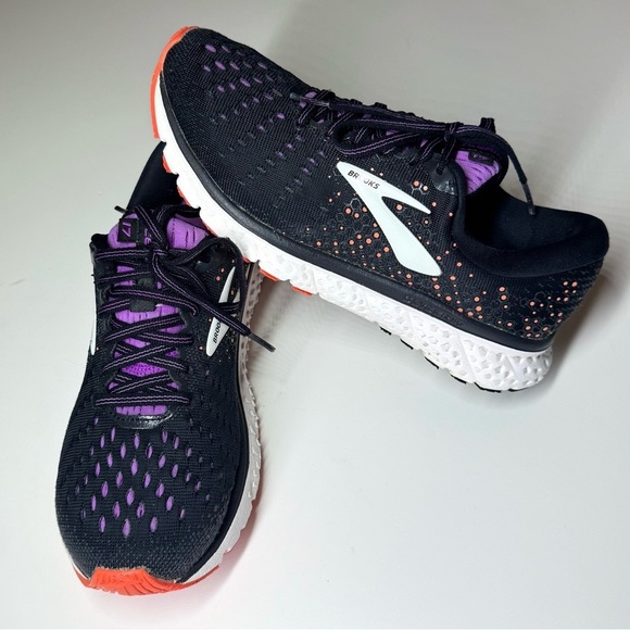 Brooks Women's Glycerin 17 Athletic Running Shoes - Black and Purple Size- 7 B - Picture 6 of 11